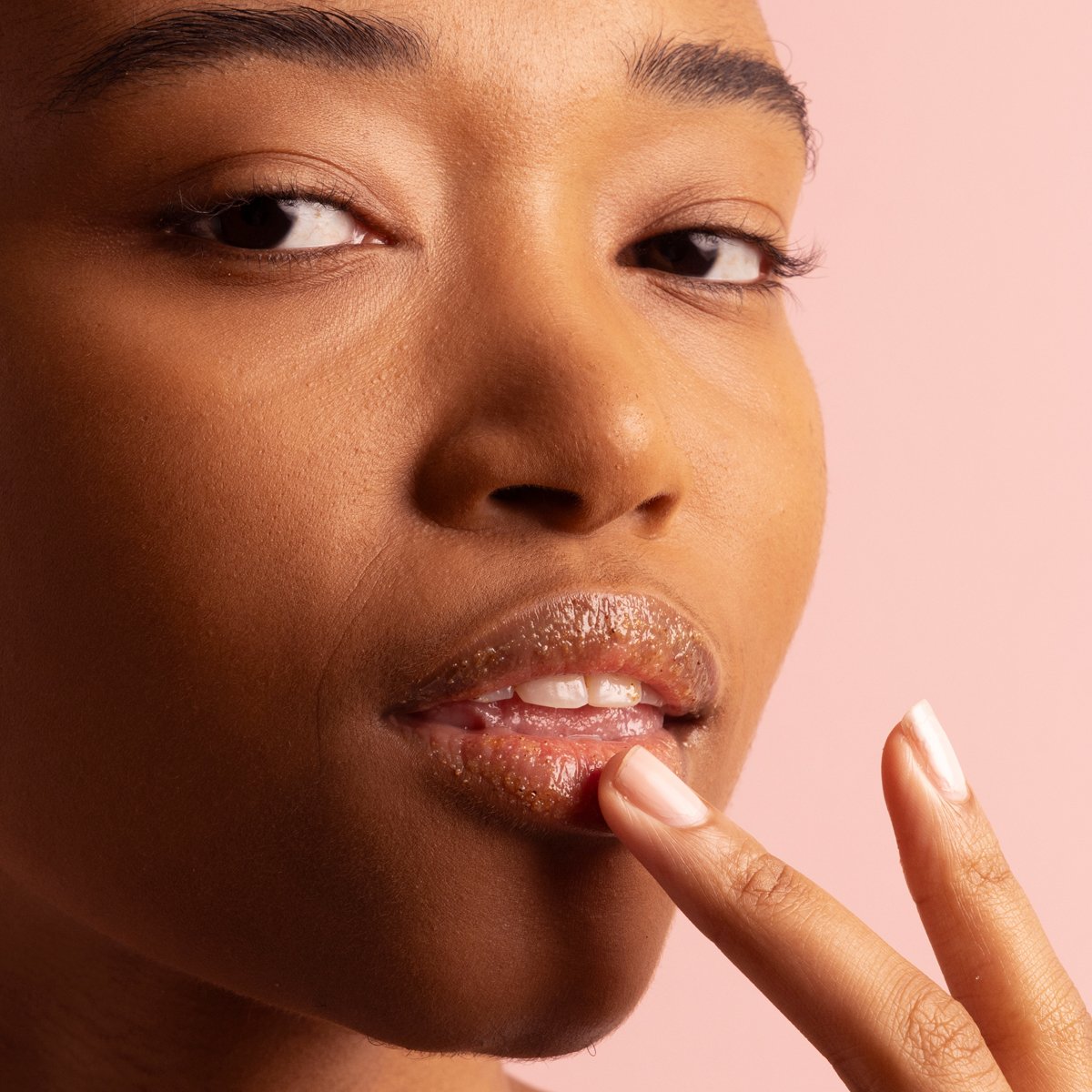 The Kissu Lip Scrub | Fresh Routine Favorite