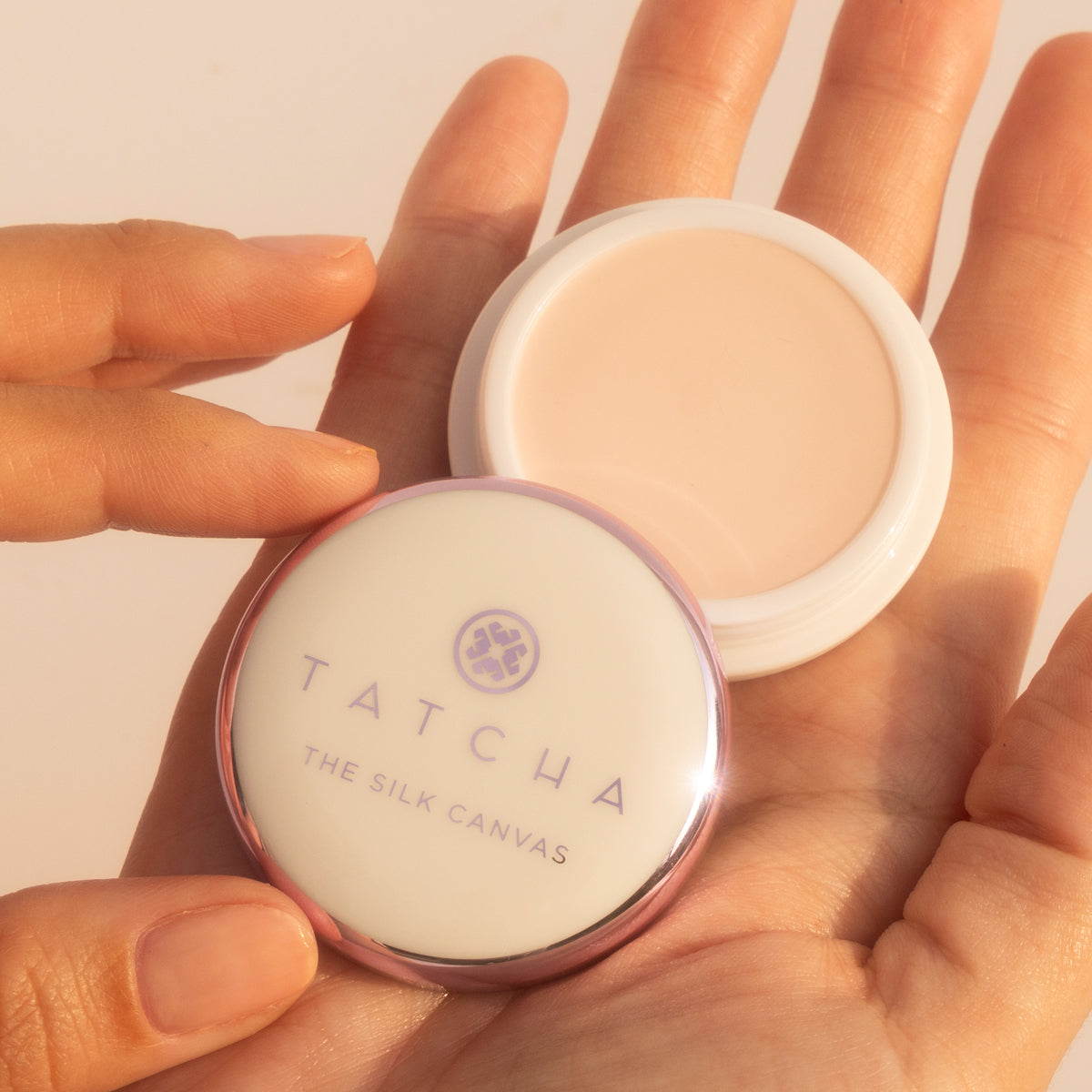The Silk Canvas | Fresh Daily Favorite